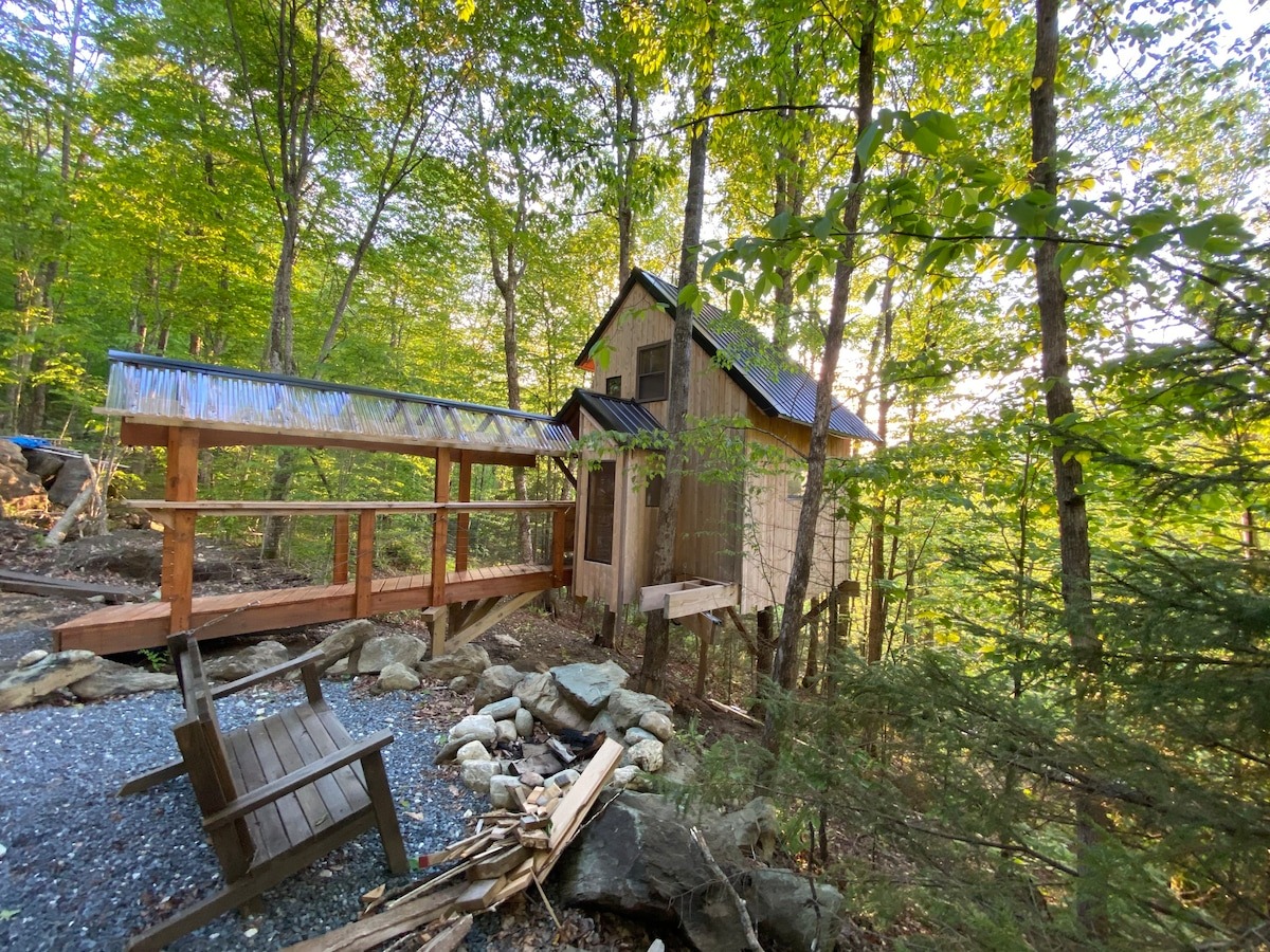 tree house airbnb